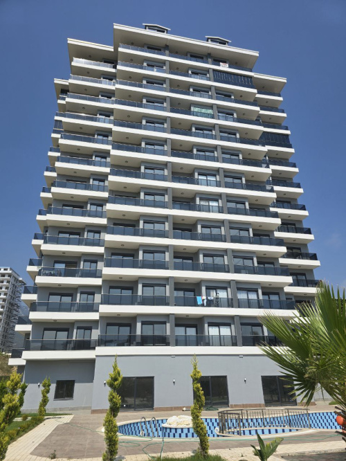 1+1 apartment in Alanya, Mahmutlar at an attractive price