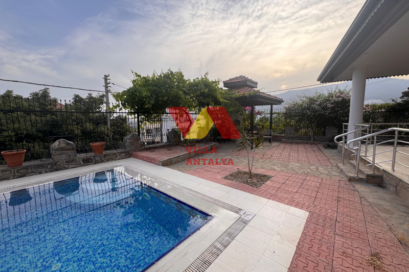 4+1 villa in Alanya, Oba citizenship. Фото 3