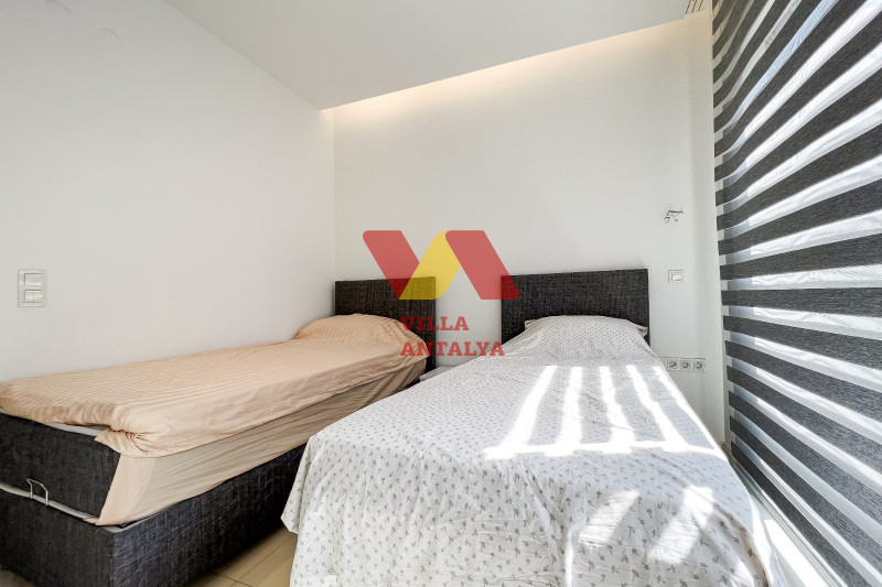 2+1 apartment 100 meters from the sea in Alanya with a residence permit. Фото 11