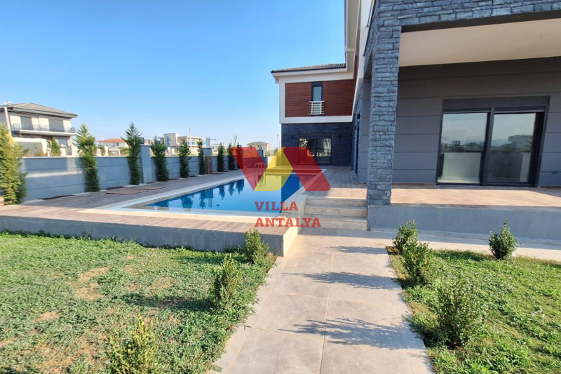 Просторная современная вилла в Дёшемеалты Анталия, 5+1. Фото 2