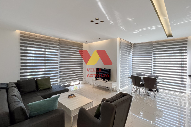 2+1 apartment 100 meters from the sea in Alanya with a residence permit. Фото 3