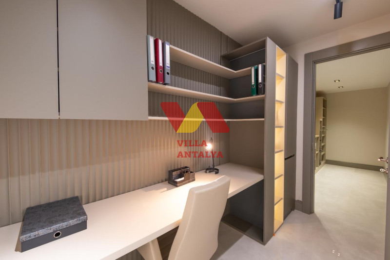 Luxury villas in Antalya (Altyntaş) with a pool and garden for citizenship. Фото 12