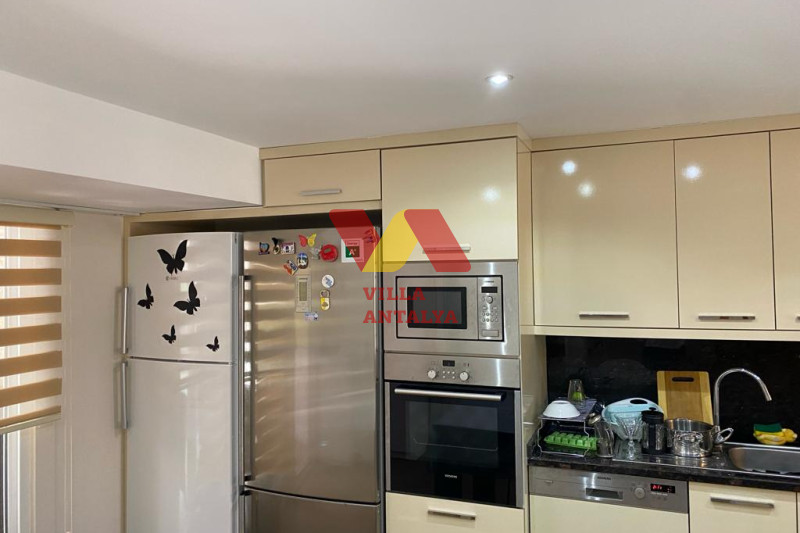 Вилла 4+1 под гражданство на берегу моря в Алании. Фото 2