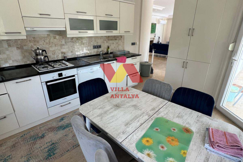 Вилла 3+1 в Алании в окружении гор. Фото 11