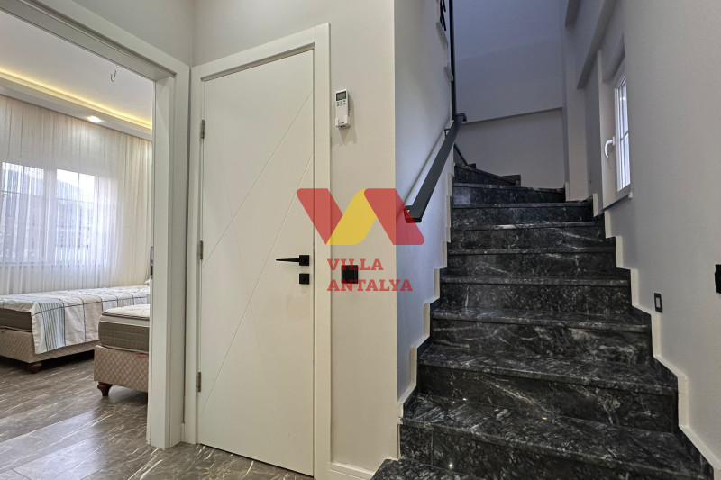 Просторная вилла в Кемере с мебелью под гражданство. Фото 9