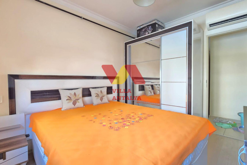 3+1 apartment for sale with Turkish citizenship in the prestigious Konyaalti district. Фото 8