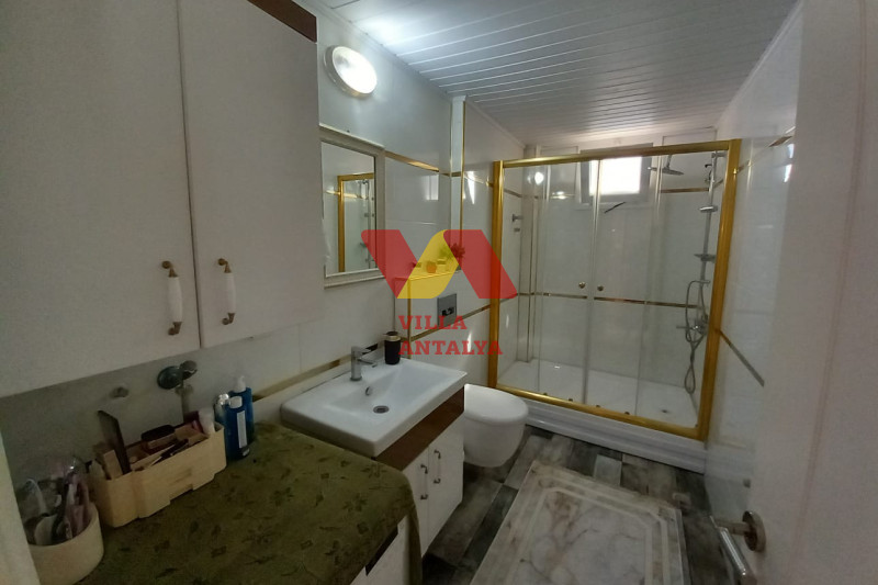 Квартира 2+1 с отдельной кухней в центре Эрдемли, Мерсин. Фото 8