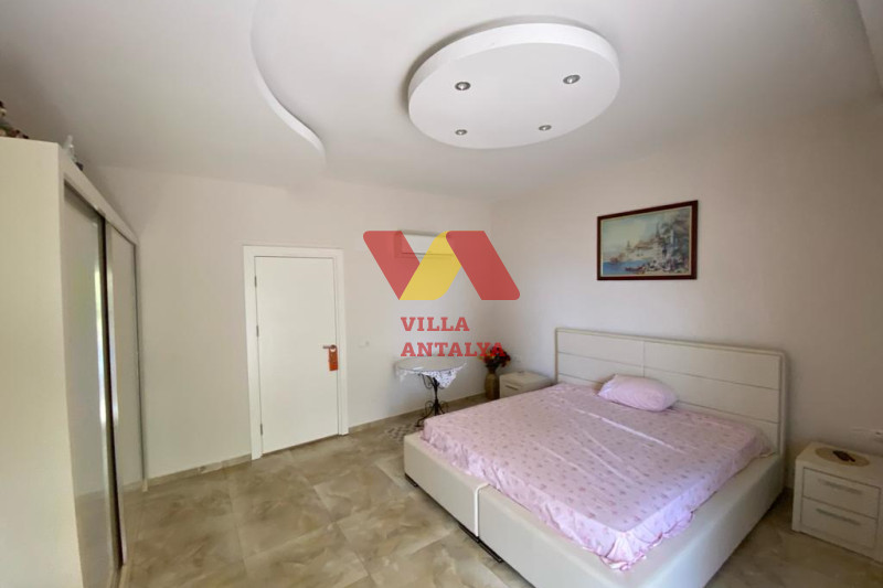 Вилла 4+1 под гражданство на берегу моря в Алании. Фото 8