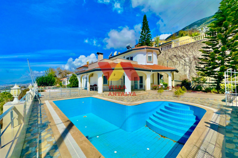 Вилла с видом на море в Алании. Фото 12