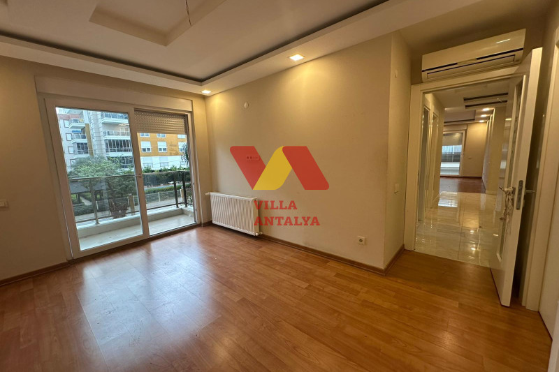 Spacious 3+1 apartment in Antalya for citizenship. Фото 9