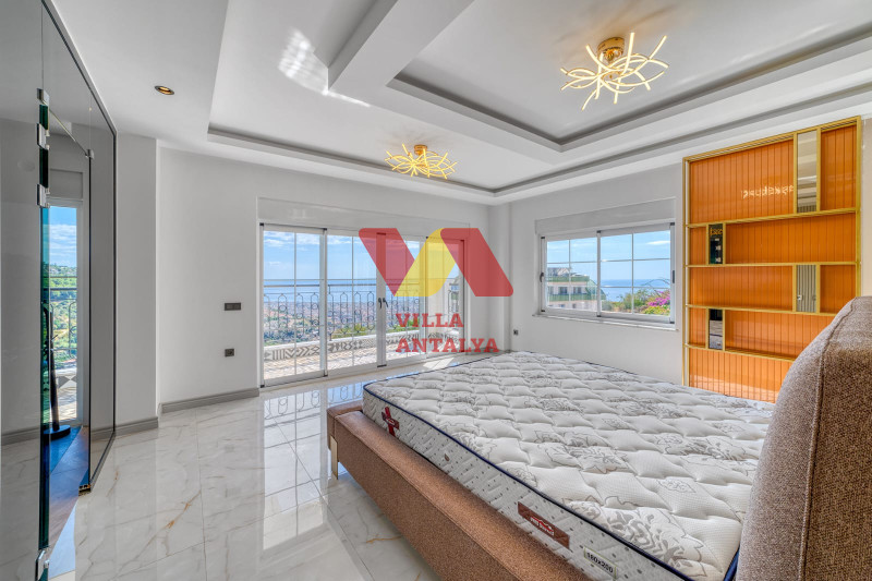 Royal villa in Alanya, for citizenship. Фото 8