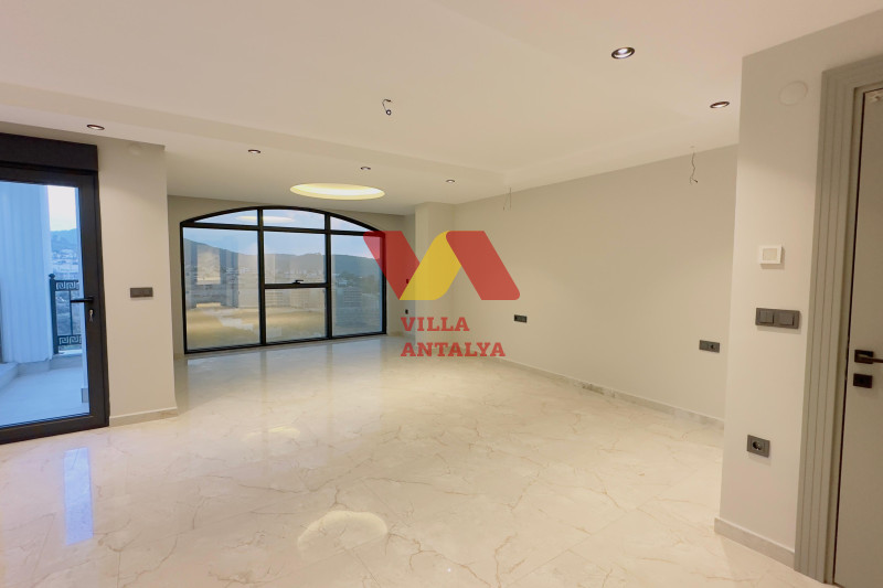 Snow-white 5+1 villa in Alanya, for citizenship. Фото 12