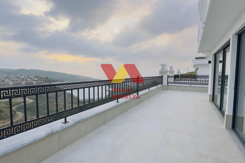 Snow-white 5+1 villa in Alanya, for citizenship. Фото 22