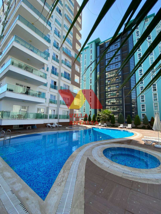 Солнечная квартира 1+1 в Алании, Махмутлар