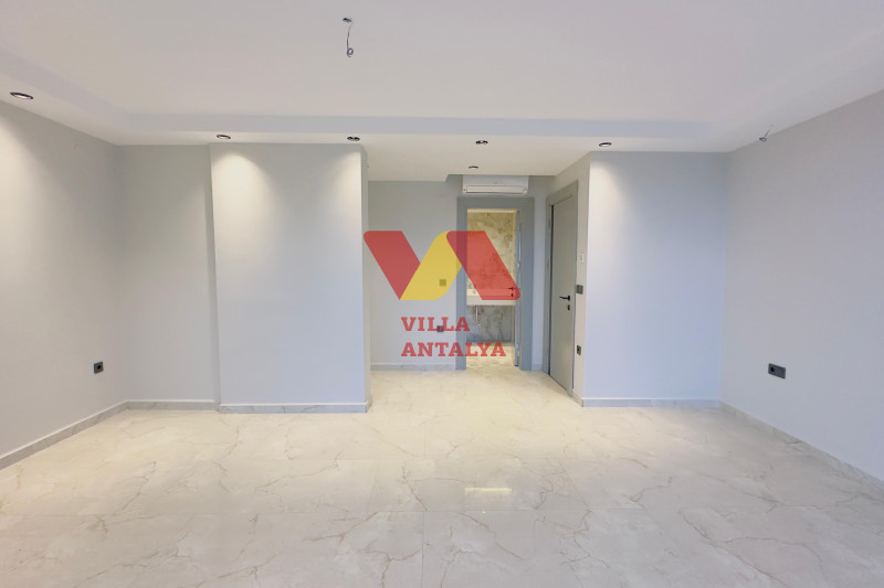 Snow-white 5+1 villa in Alanya, for citizenship. Фото 17