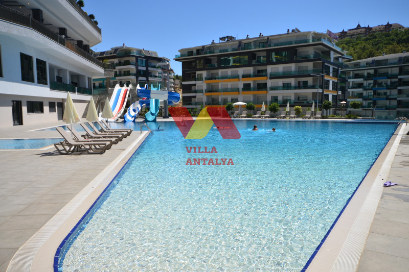 1+1 apartment with a sea view in Alanya, Kargıcak. Фото 7
