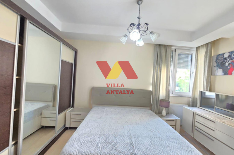 3+1 apartment for sale with Turkish citizenship in the prestigious Konyaalti district. Фото 11