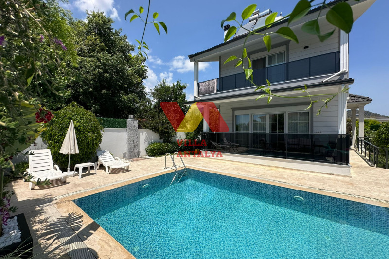 Просторная вилла в Кемере с мебелью под гражданство. Фото 3